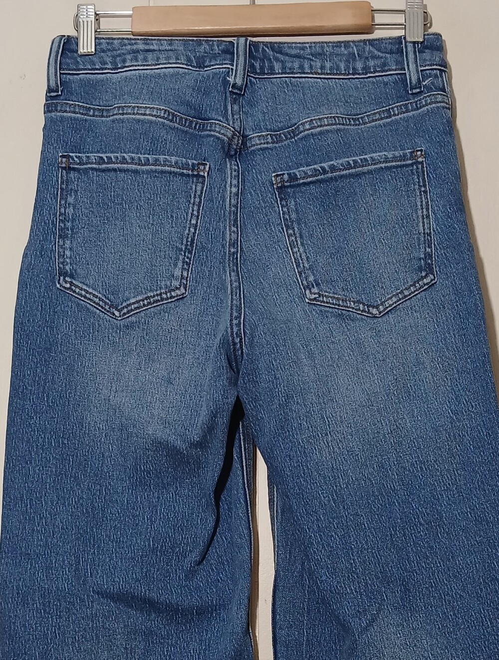 Quince Bella Stretch Relaxed Straight Jeans Blue Medium Wash Organic Denim - Picture 6 of 10